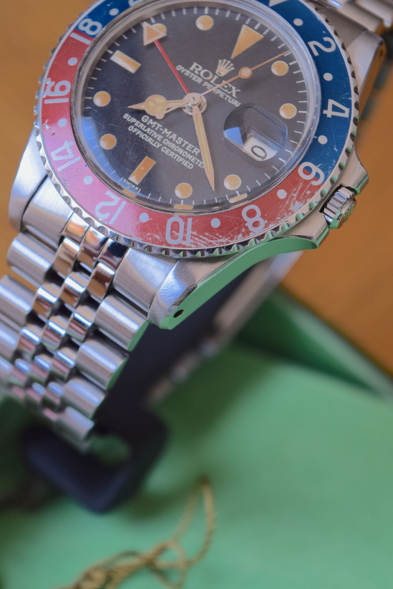 *Vintage* VERY RARE 1968 Rolex GMT Master Pepsi Ref. 1675 'Red Back, Fat Serif' - Image 7 of 30