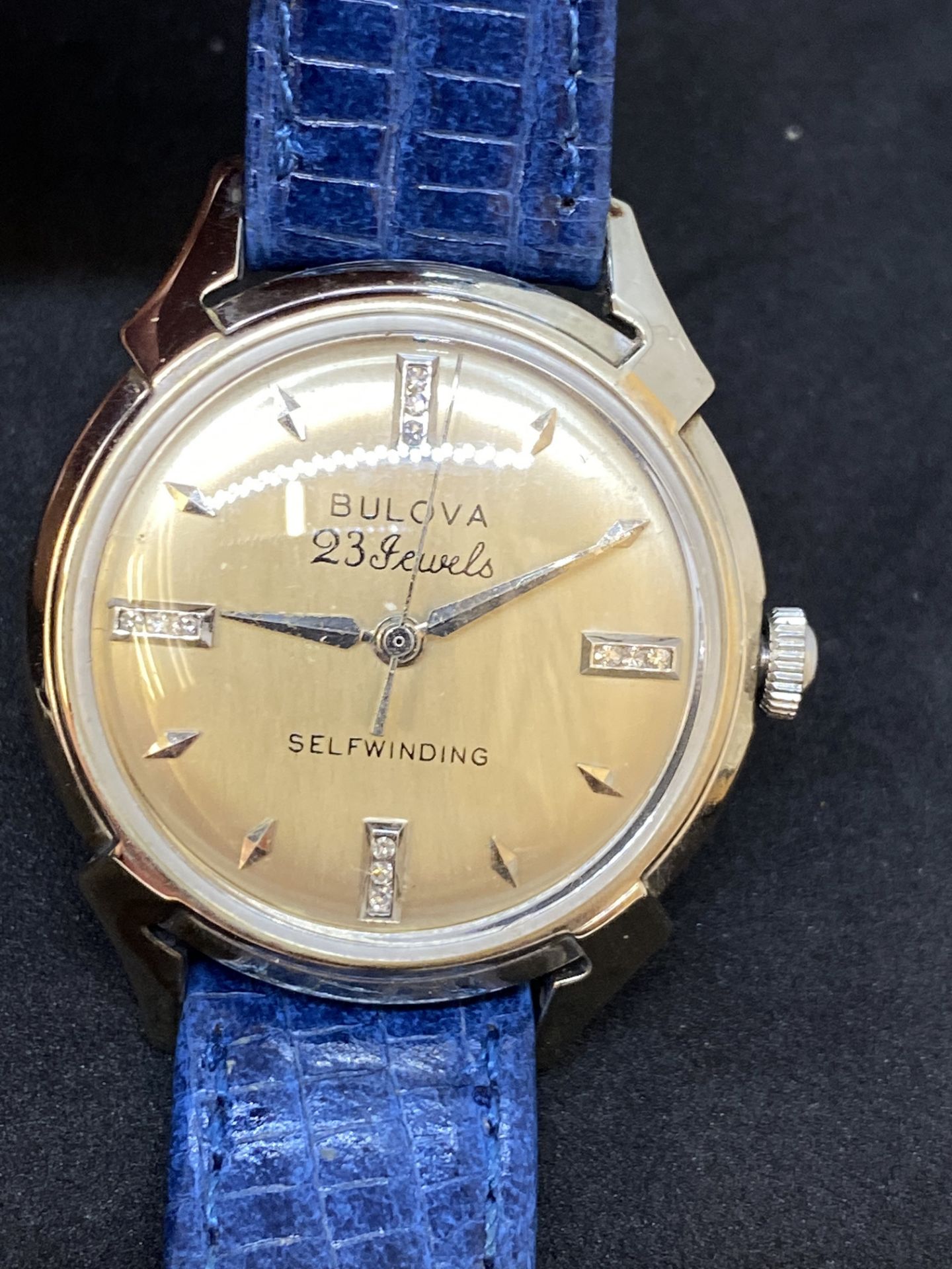 14ct GOLD BULOVA DIAMOND SET SELF WINDING WATCH - Image 3 of 6