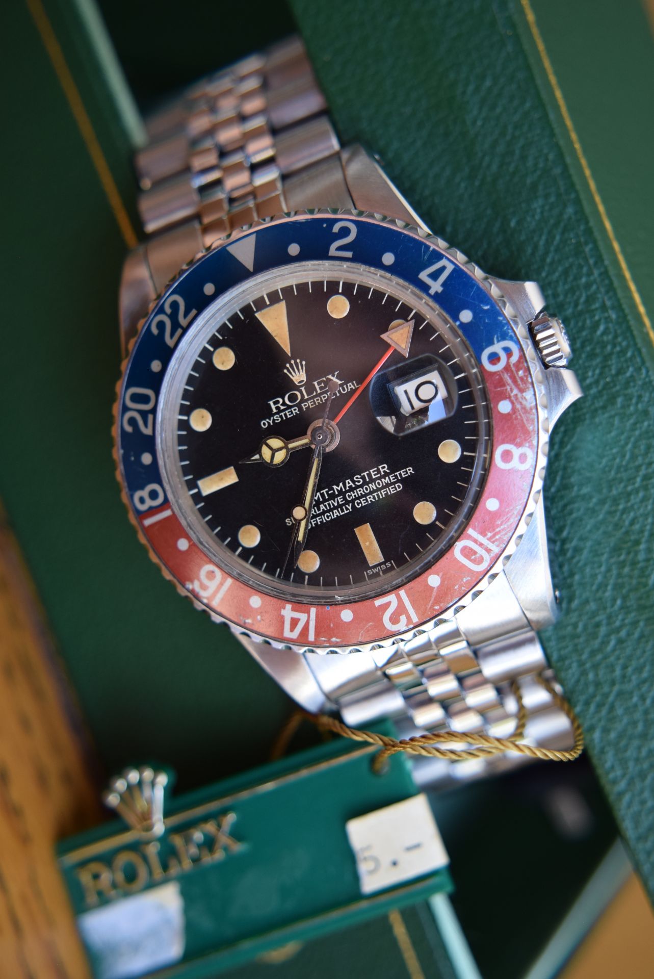 *Vintage* VERY RARE 1968 Rolex GMT Master Pepsi Ref. 1675 'Red Back, Fat Serif' - Image 25 of 30