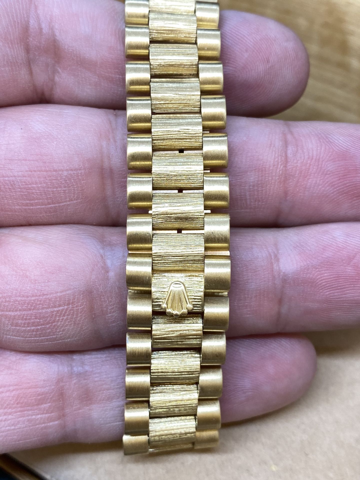 GENTS 18ct GOLD ROLEX DAY DATE WATCH SET WITH DIAMOND - BOXED - Image 11 of 21