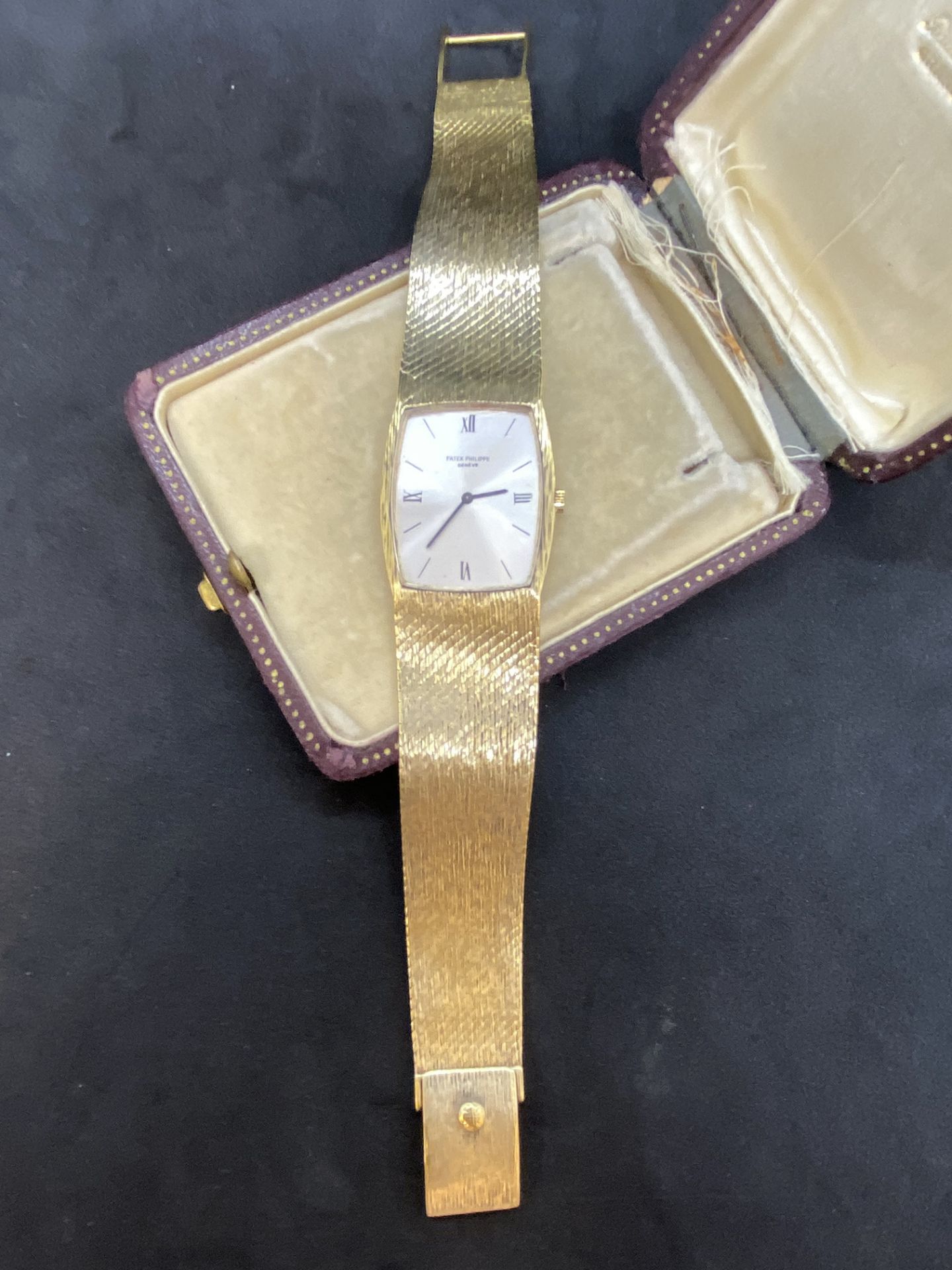 18ct GOLD PATEK PHILIPPE WATCH - 81 GRAMS