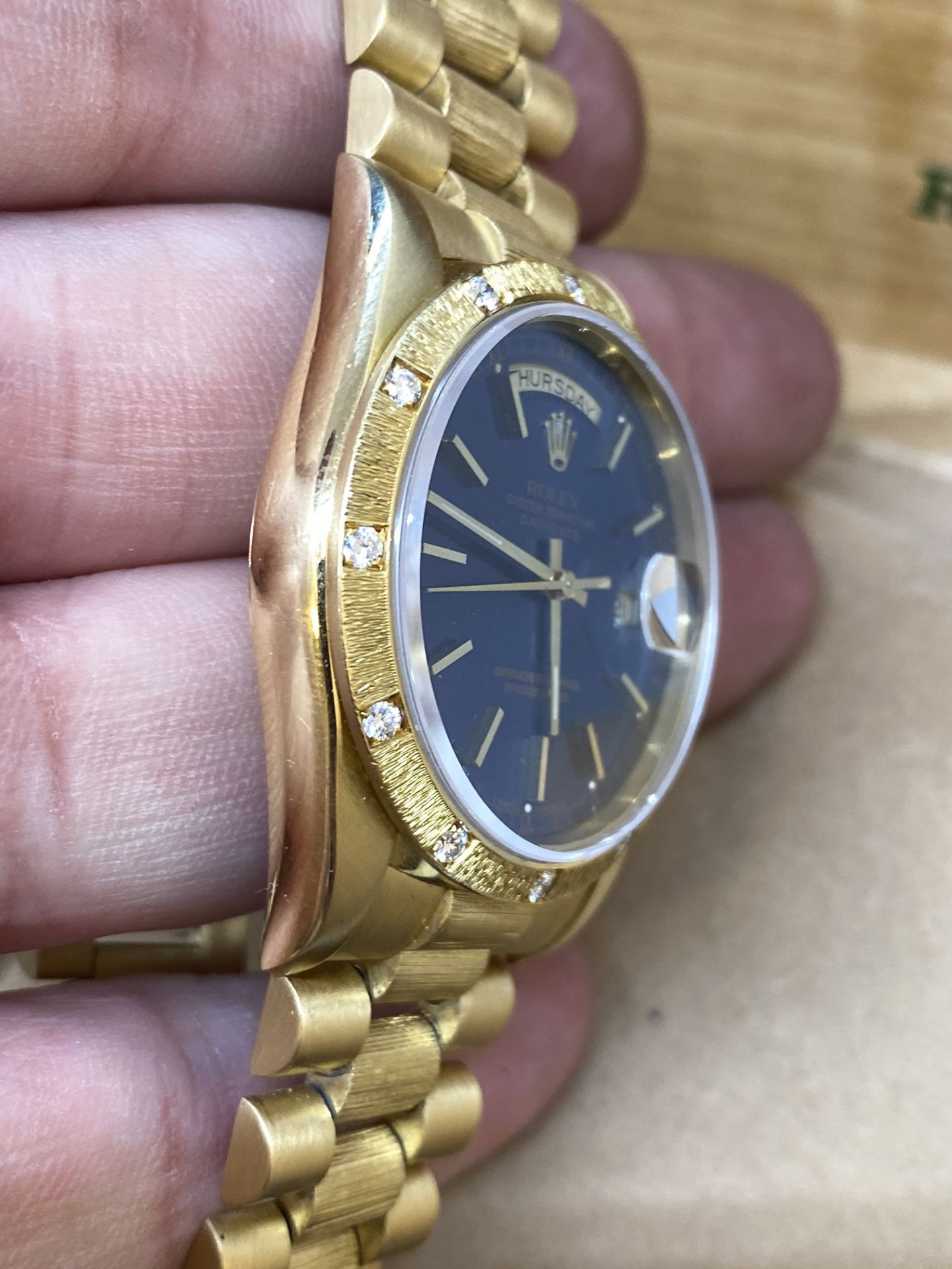 GENTS 18ct GOLD ROLEX DAY DATE WATCH SET WITH DIAMOND - BOXED - Image 14 of 21