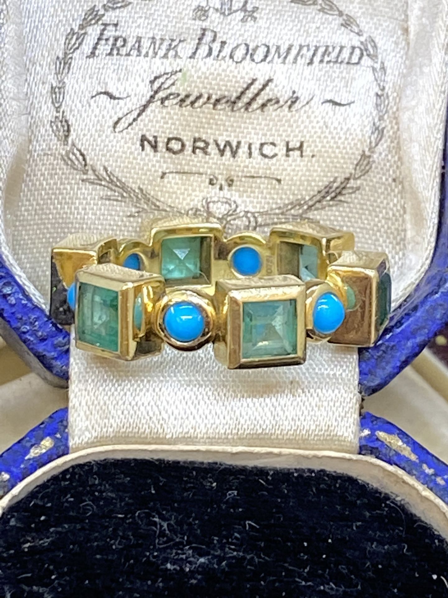 STUNNING ELENA VOTSI 18ct GOLD EMERALD & TURQUOISE RING - Image 2 of 13