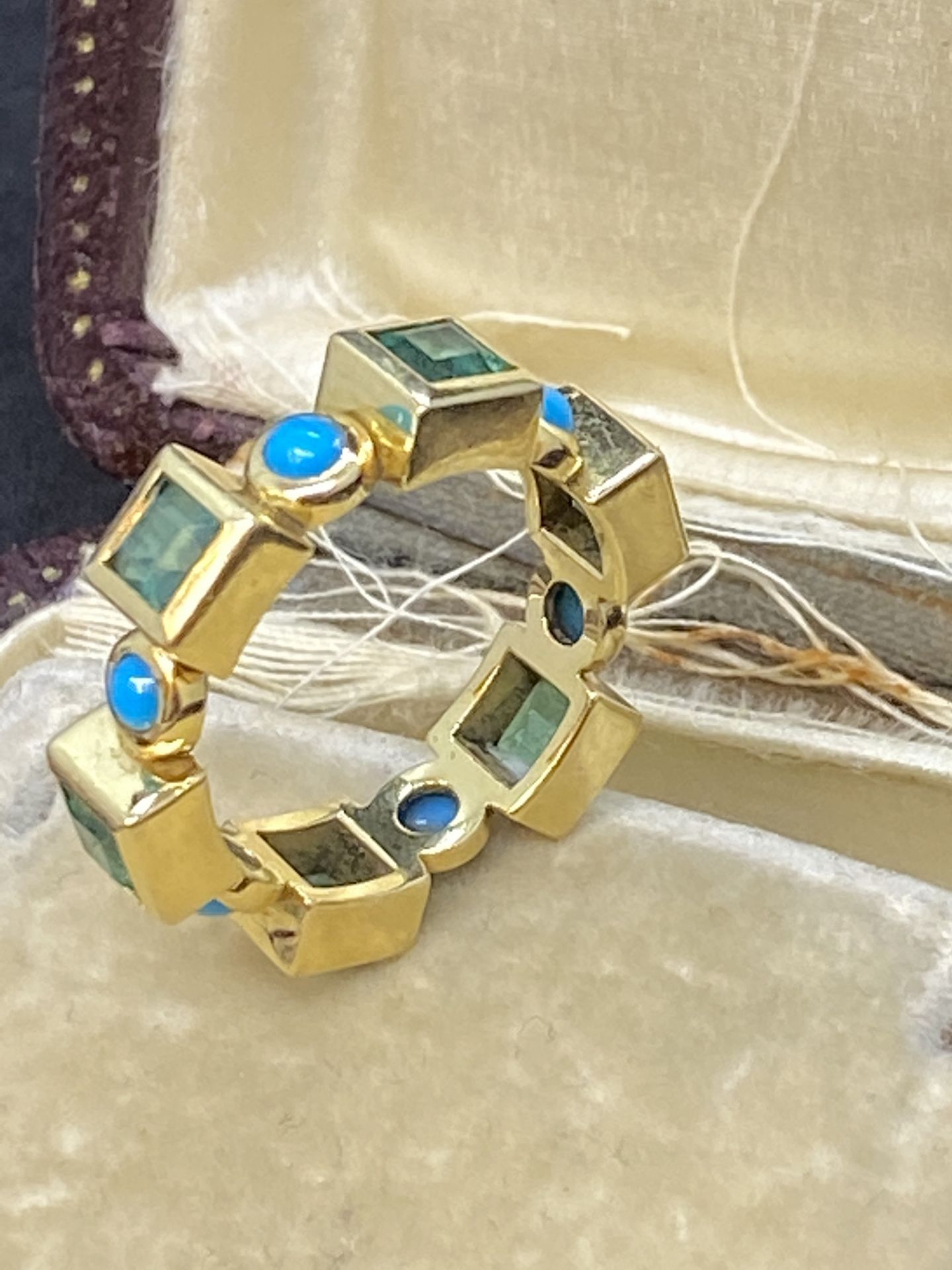 STUNNING ELENA VOTSI 18ct GOLD EMERALD & TURQUOISE RING - Image 13 of 13