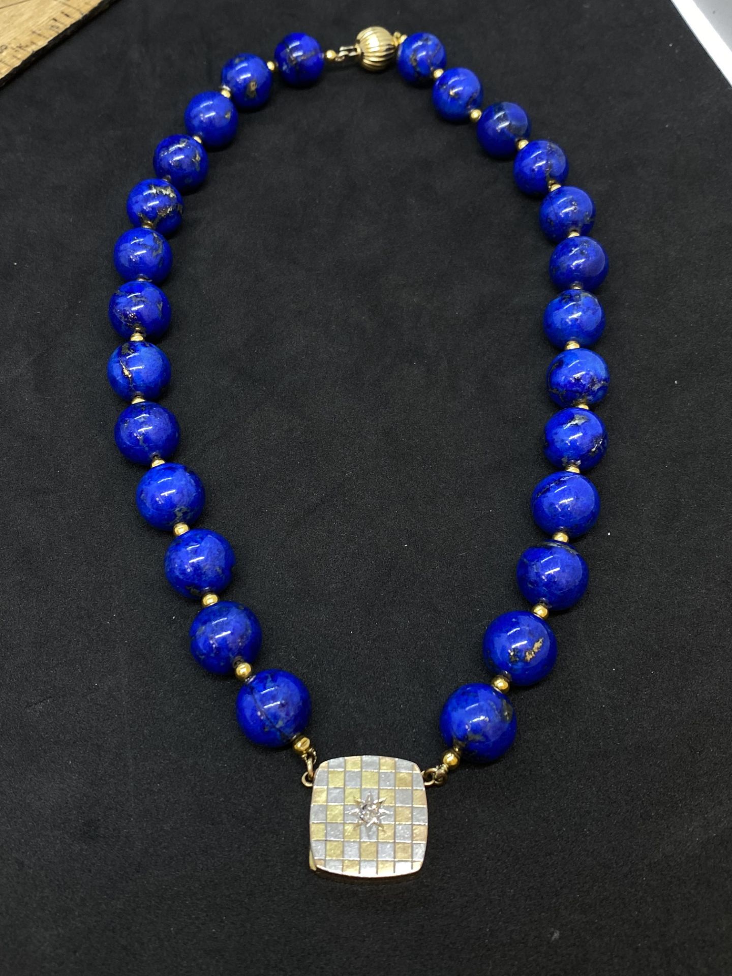 18ct GOLD LAPIS NECKLACE 76 GRAMS - Image 4 of 6