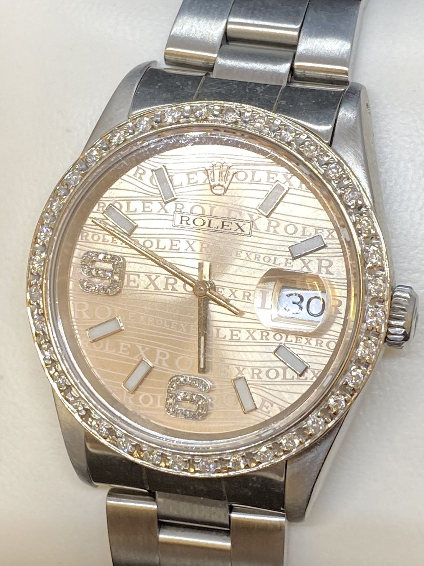 36mm STAINLESS STEEL ROLEX SET WITH AFTERMARKET DIAMONDS / DIAL