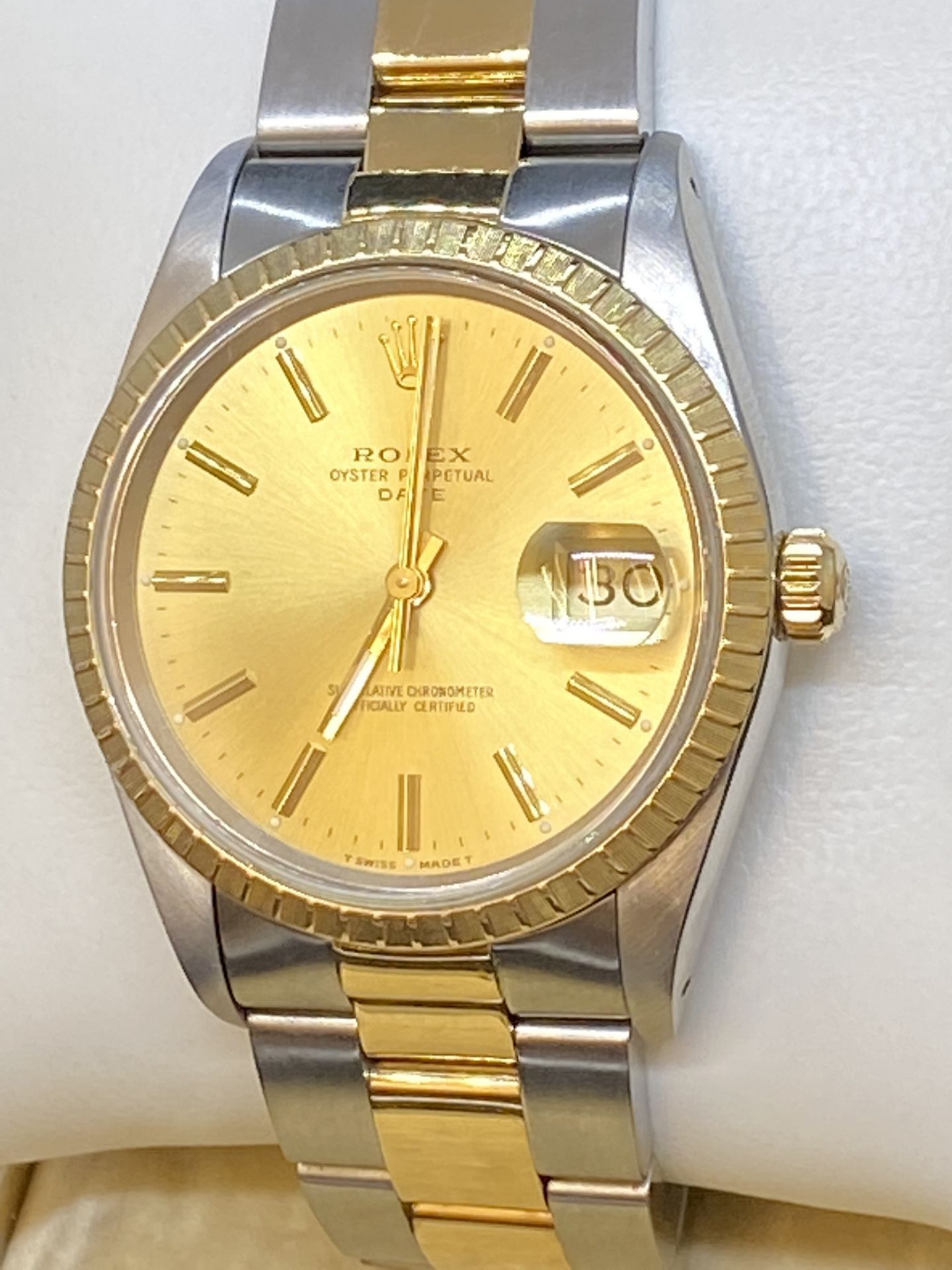 36mm ROLEX STEEL & GOLD WATCH - Image 2 of 7