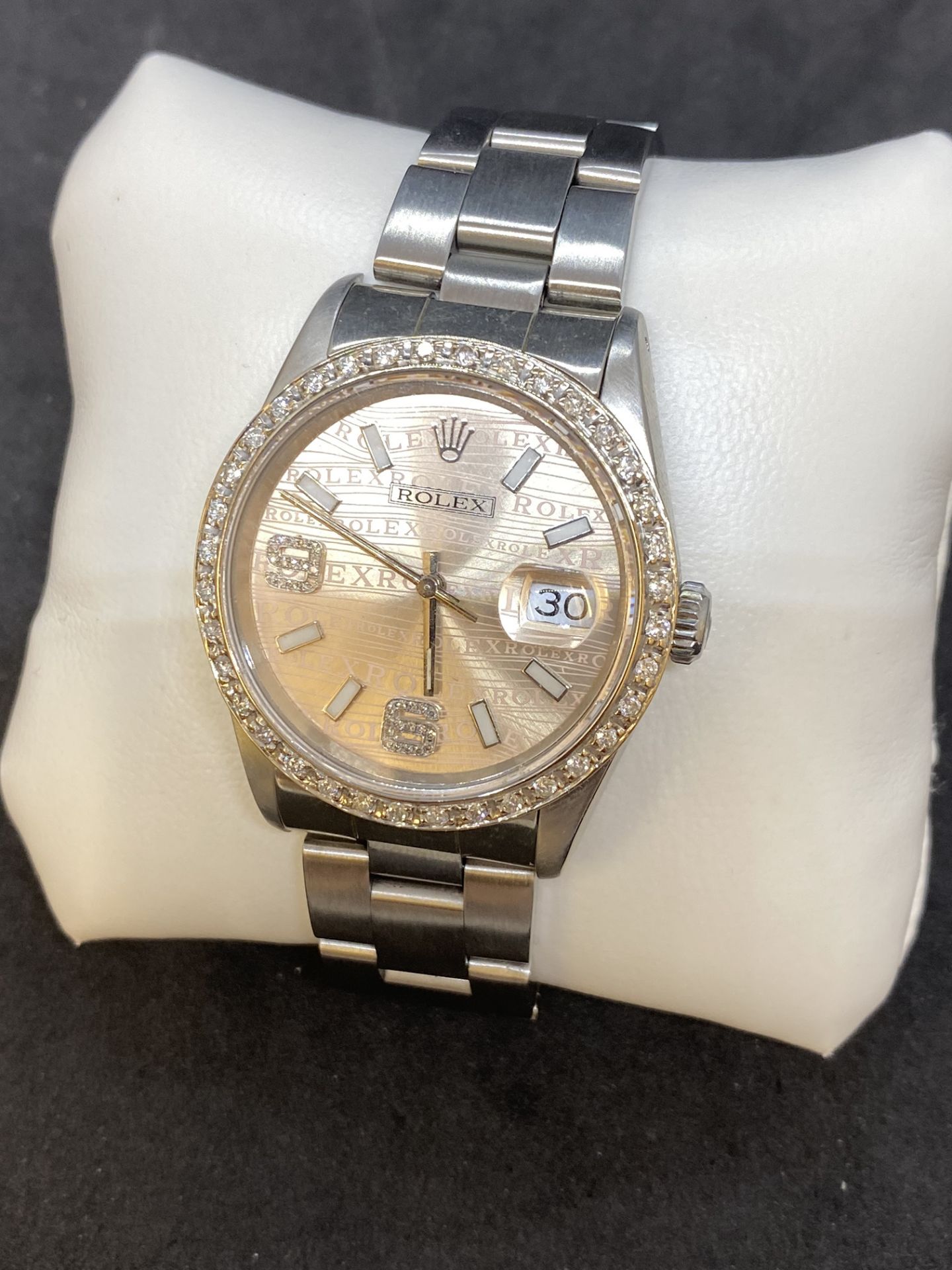 36mm STAINLESS STEEL ROLEX SET WITH AFTERMARKET DIAMONDS / DIAL - Image 2 of 8