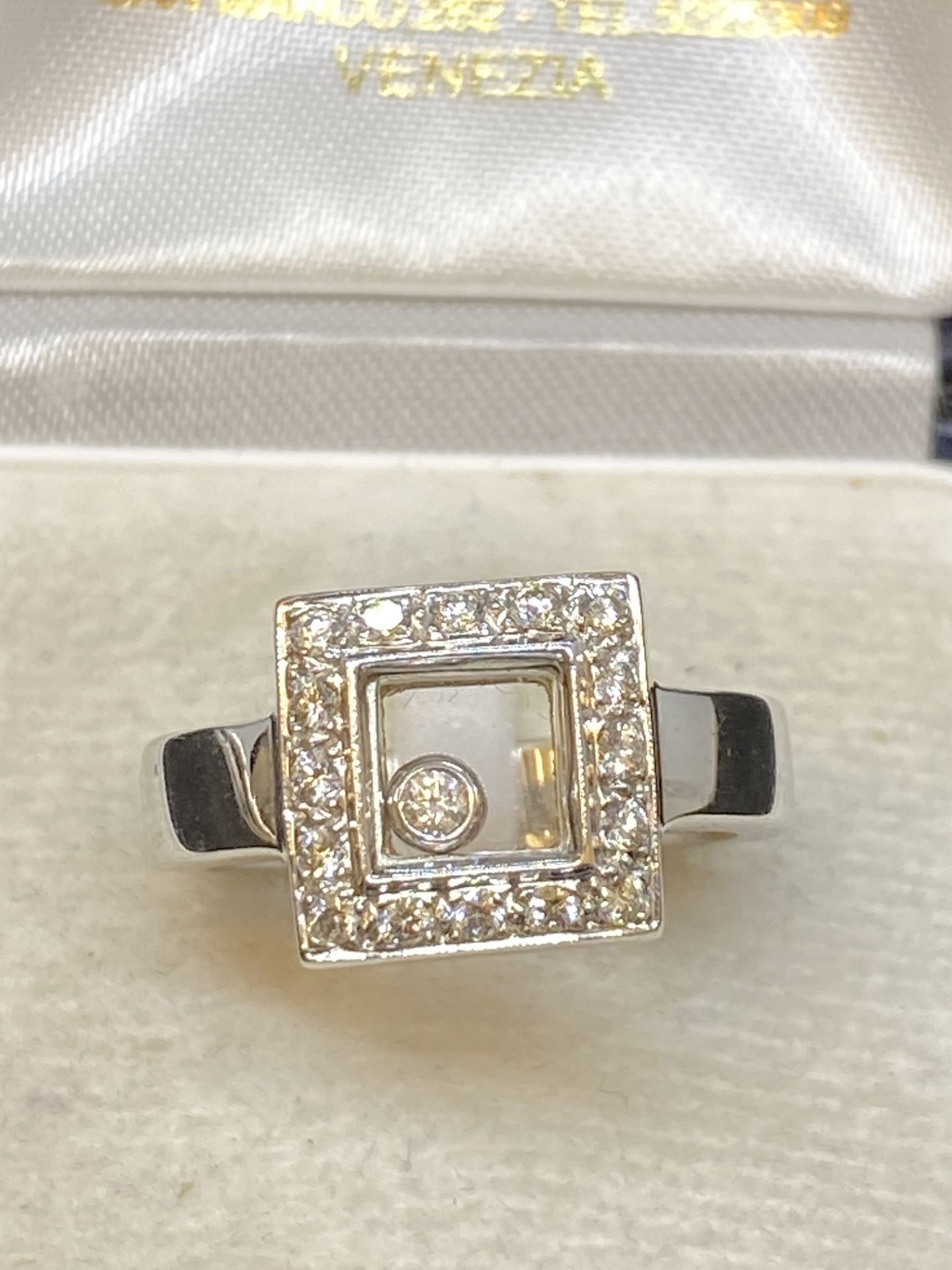 18ct GOLD 0.50ct H/VS DIAMOND CHOPARD STYLE RING - 14 GRAMS