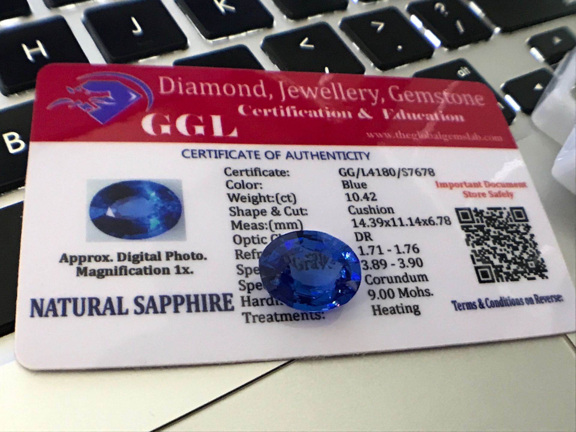 BLUE STONE WITH CARD MARKED SAPPHIRE - Image 3 of 3