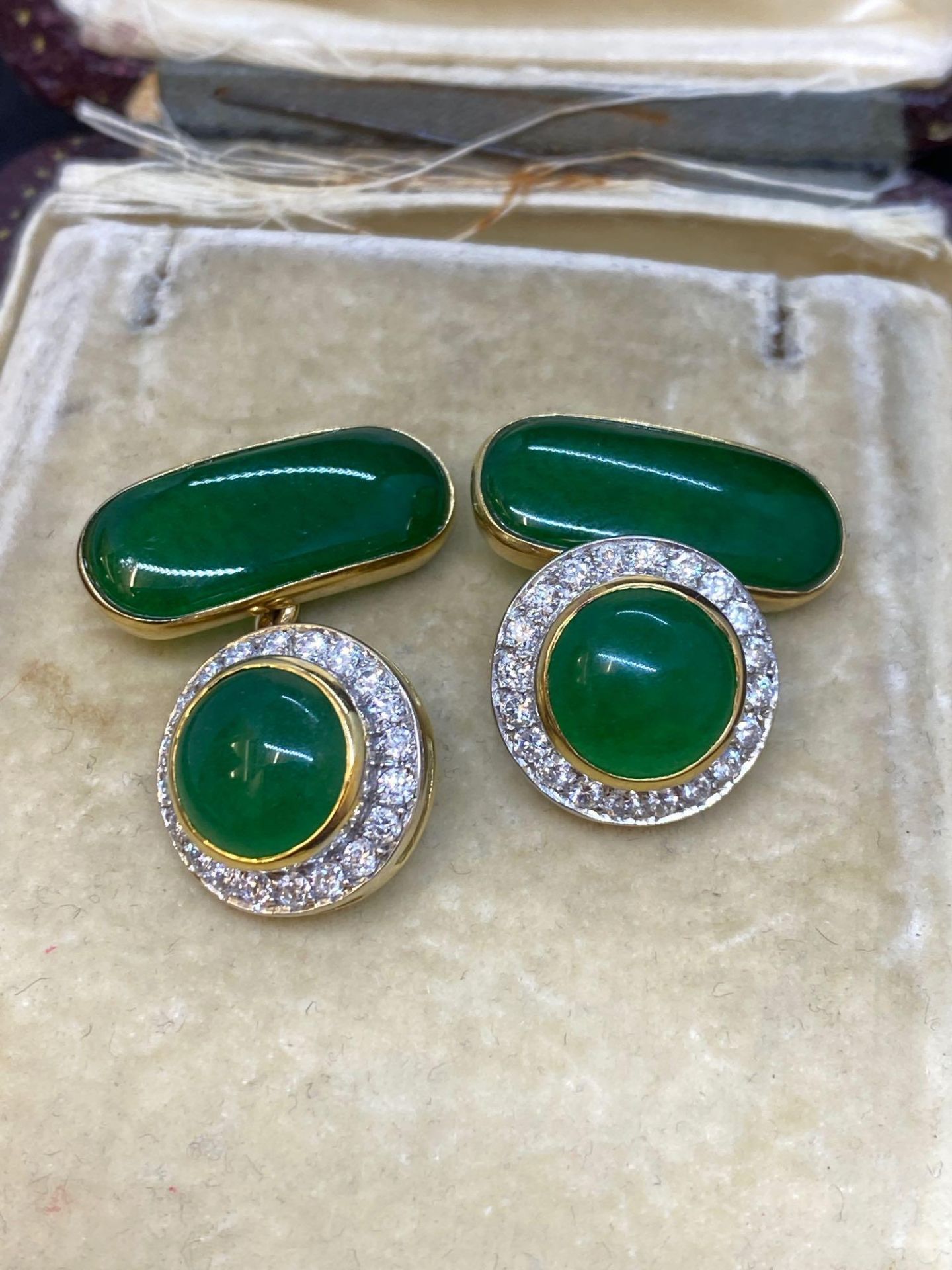 Fine 18ct gold Jade & Diamond cuff links - 14.5 Grams - 1.2ct Diamonds 15ct Jade