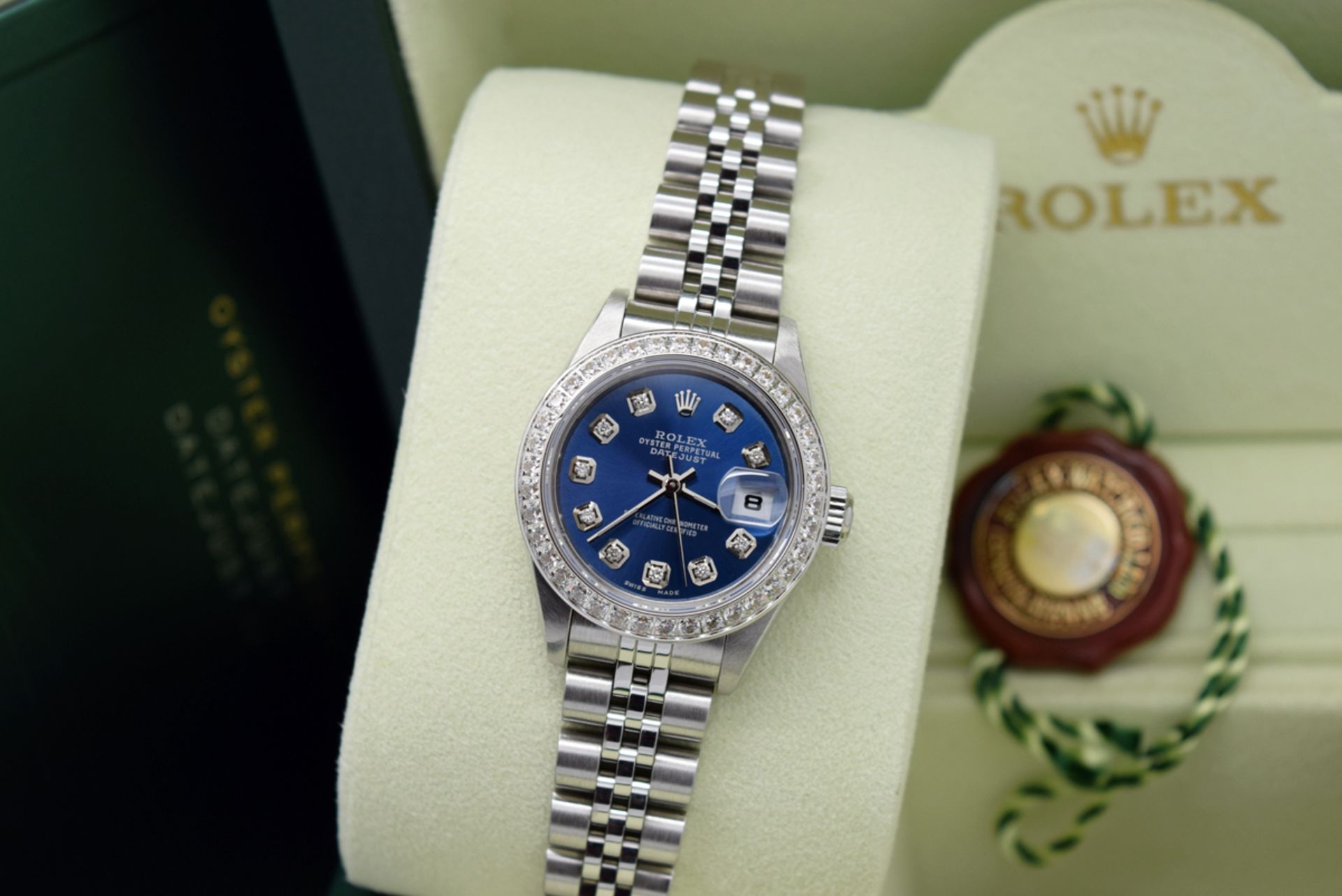 ROLEX DATEJUST (LADY) - STAINLESS STEEL with a DIAMOND NAVY DIAL