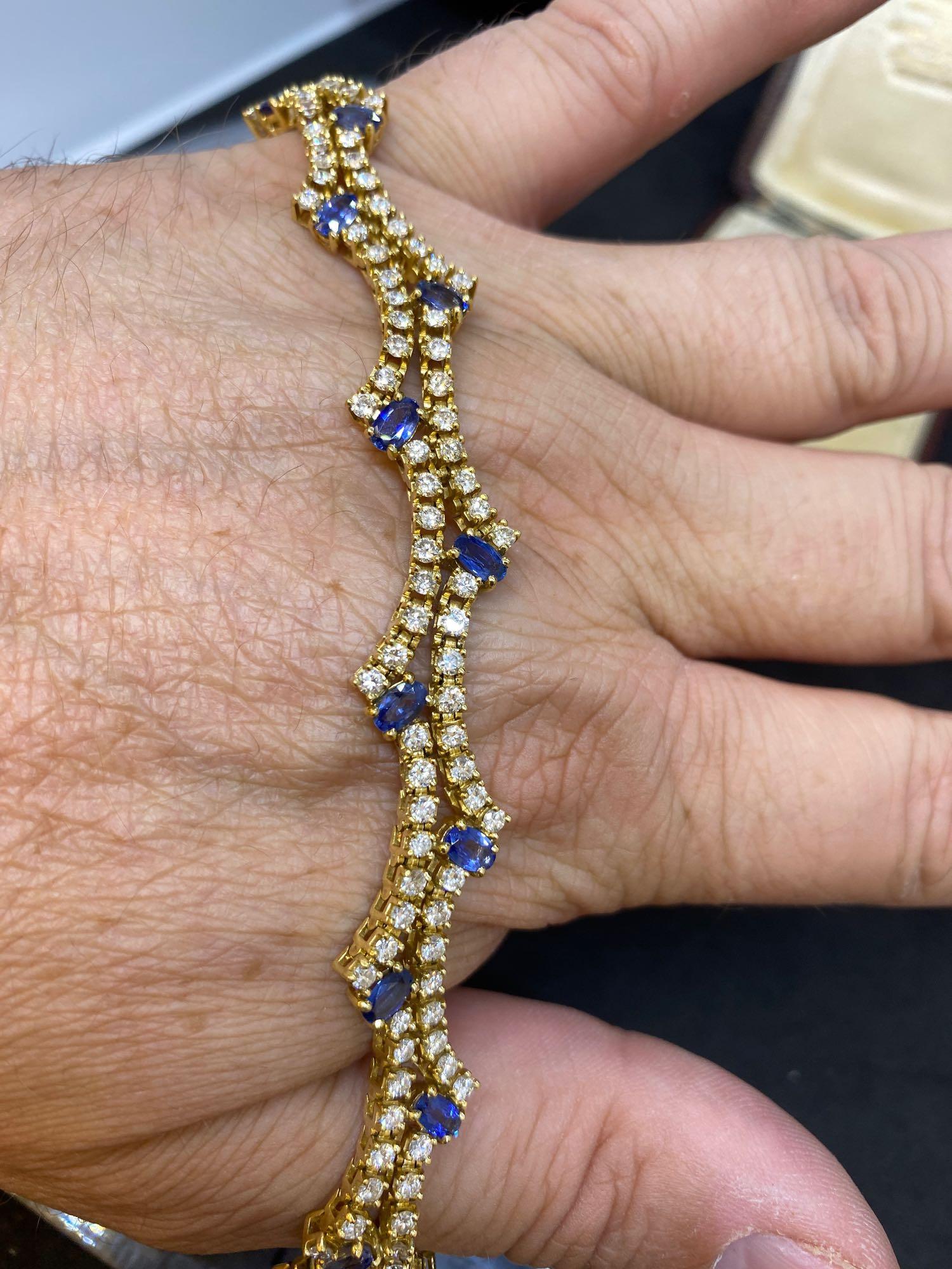 Beautiful 18ct 4.00ct Sapphire & 6.70ct Diamond Bracelet - G/VS-SI - 22.6 Grams - Image 3 of 5