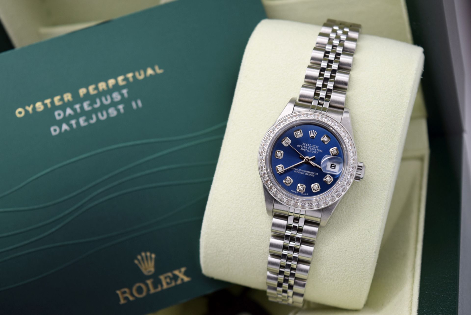 ROLEX DATEJUST (LADY) - STAINLESS STEEL with a DIAMOND NAVY DIAL - Image 6 of 10