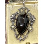 ROSE DIAMOND & PEARL SET LARGE AGATE PENDANT - METAL TESTED AS GOLD & SILVER