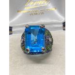 Fine 18ct Gold 10.00ct AA Blue Topaz with Sapphires, Diamonds etc - 11 Grams