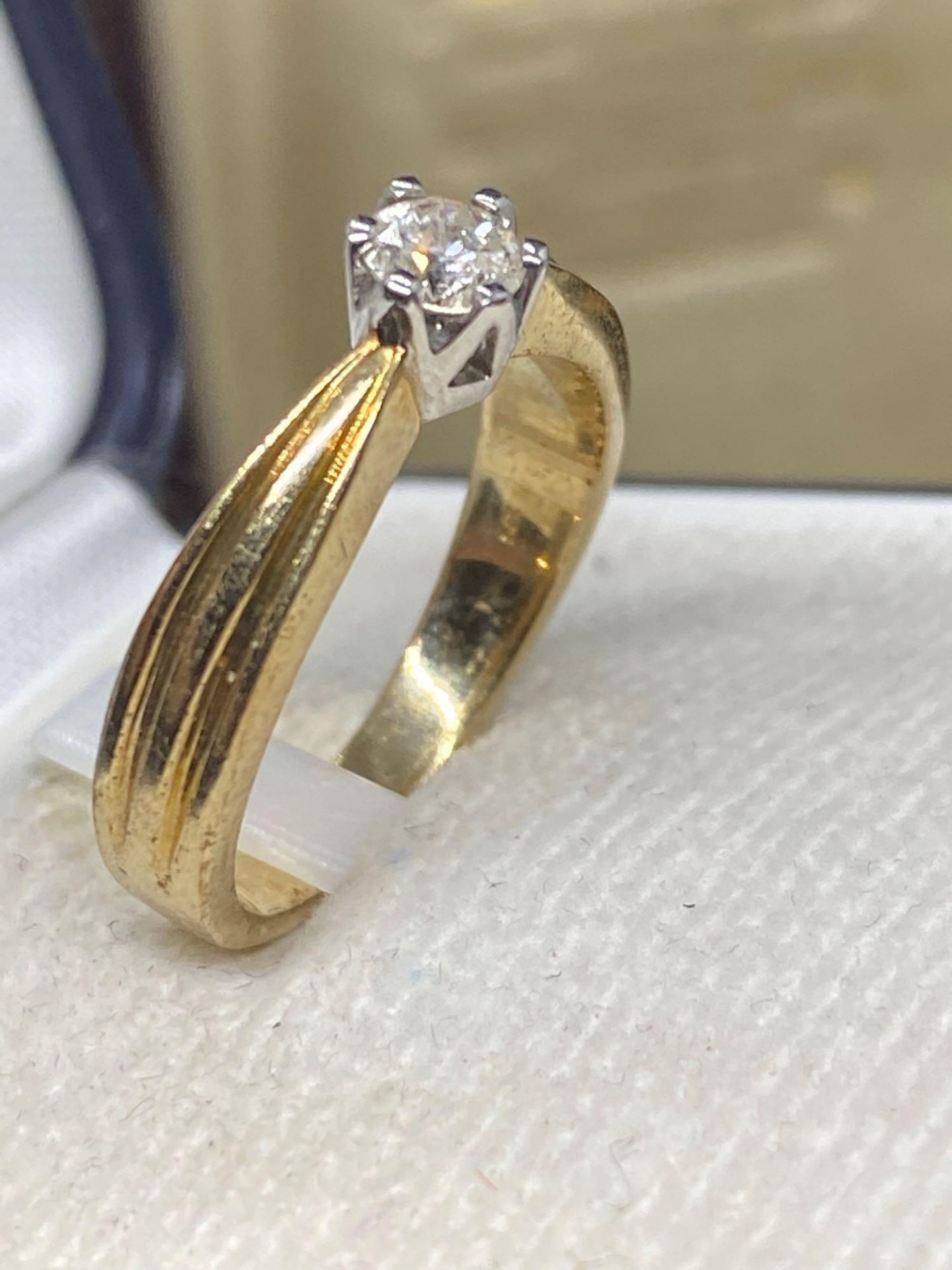 9ct Gold 0.20ct Diamond Solitaire Ring - Approx Size L - Image 2 of 2