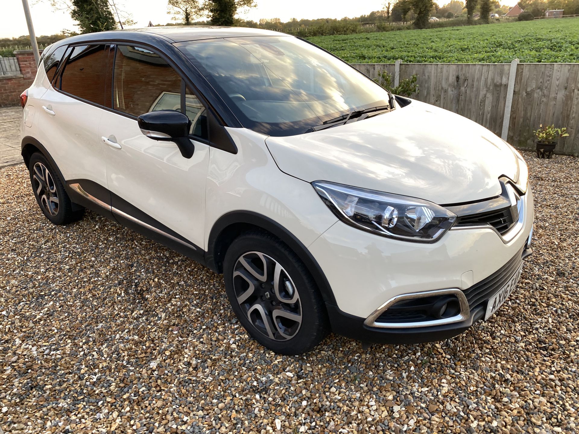 BY ORDER OF THE EXECUTOR: 2016 16 REG RENAULT CAPTUR DYNAMIQUE S DCI AUTOMATIC -JUST 8520 MILES - Image 11 of 30