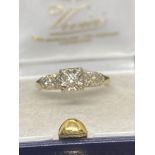 14k Gold Stone Set Ring - Approx Size N