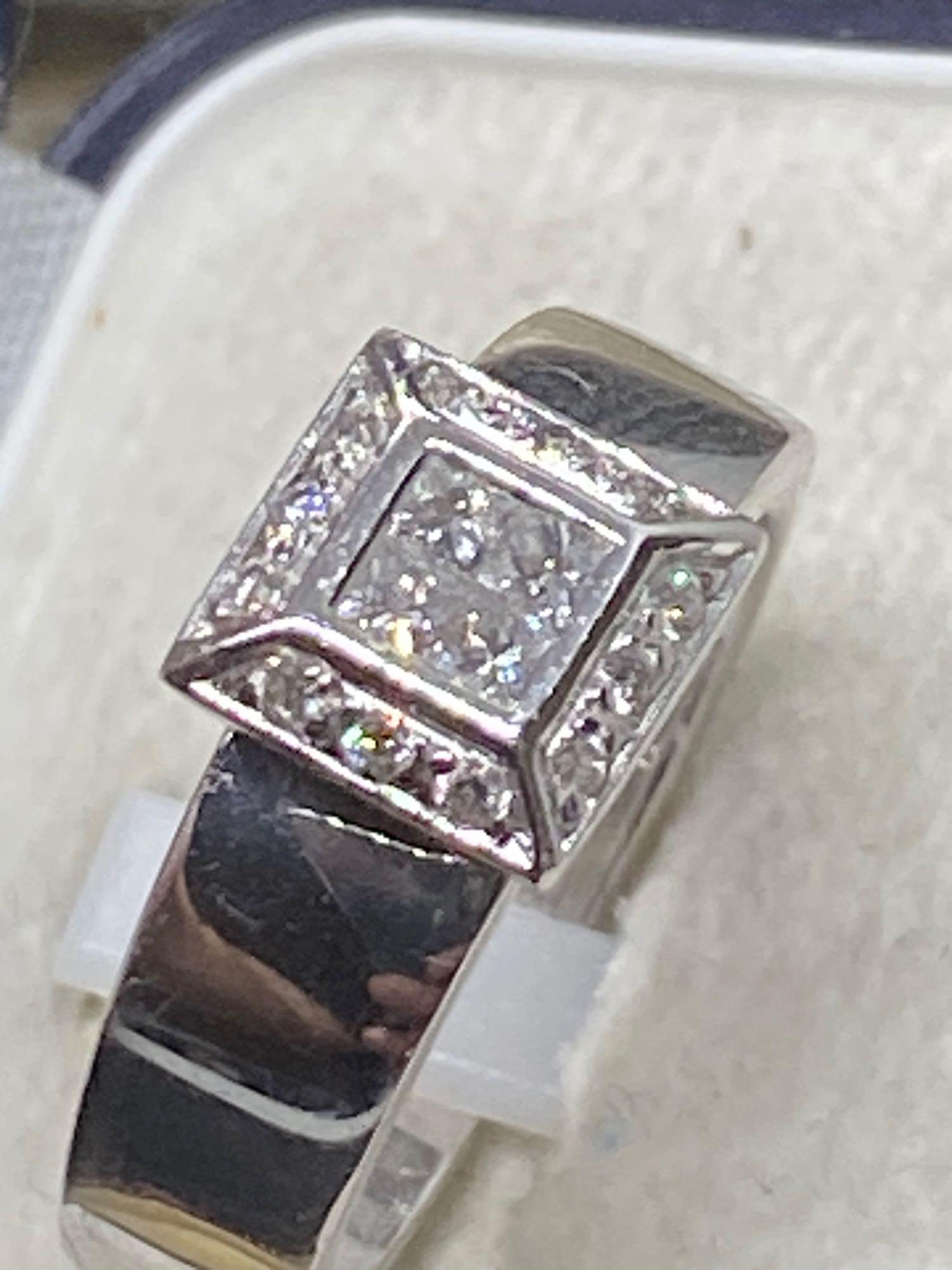 18ct White Gold Approx 0.50ct G/H-VS-SI Diamond Ring - 7 Grams - Approx Size O - Image 2 of 3