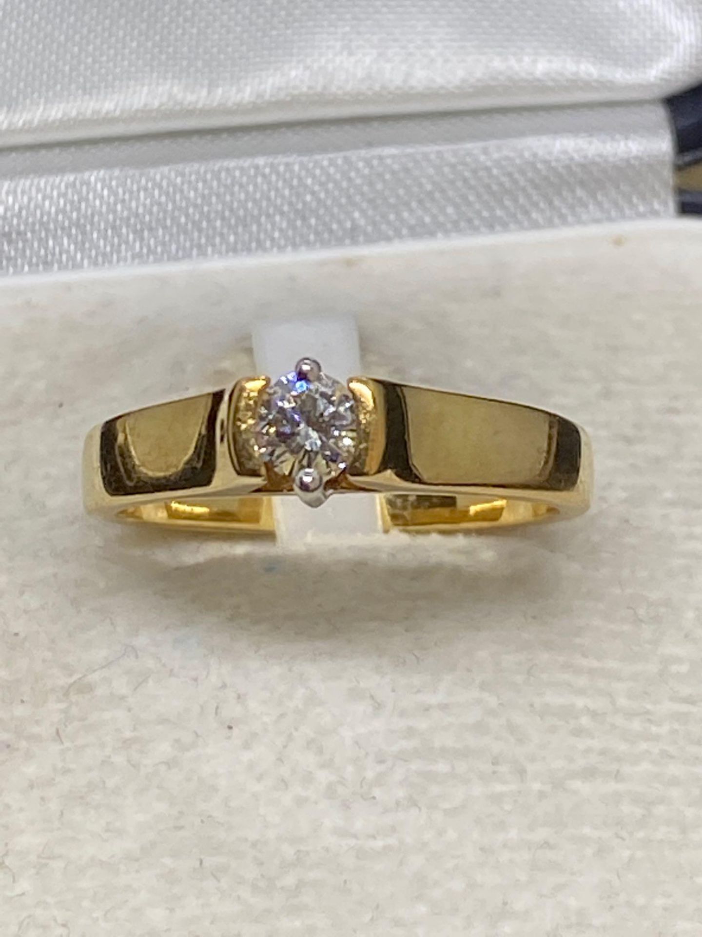 18ct Gold 0.35ct G/VS Diamond Solitaire Ring