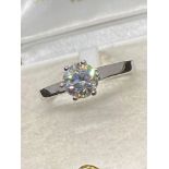 18ct Gold 1.01ct Diamond Solitaire Ring H-VS2
