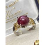 Platinum & 18ct Gold 3.00ct Star Ruby & Diamond Ring - 6.7 Grams - Approx Size L