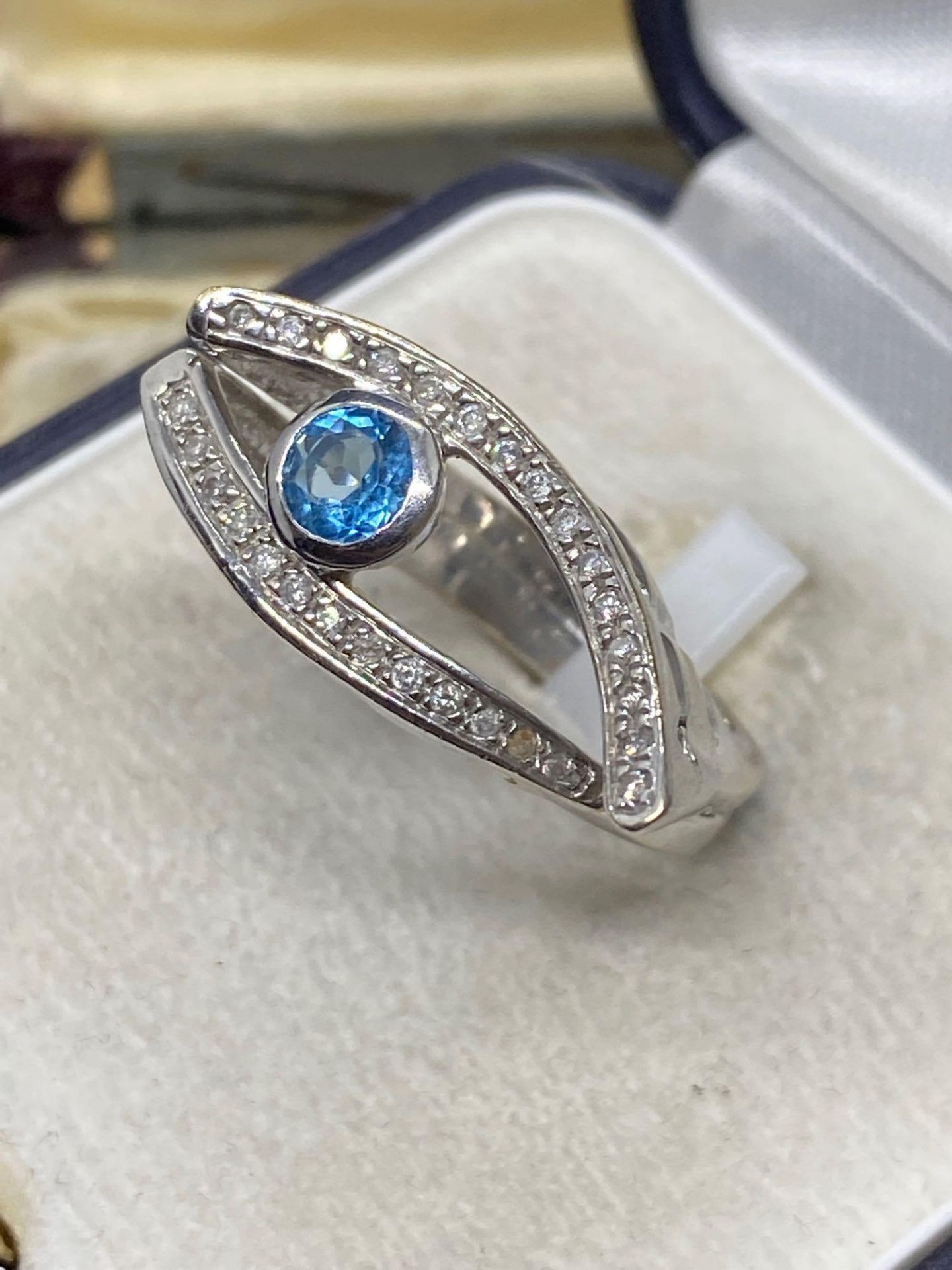 Rare Blue Topaz & Diamond Eye Ring - 14k White Gold - 8 Grams - Image 4 of 4