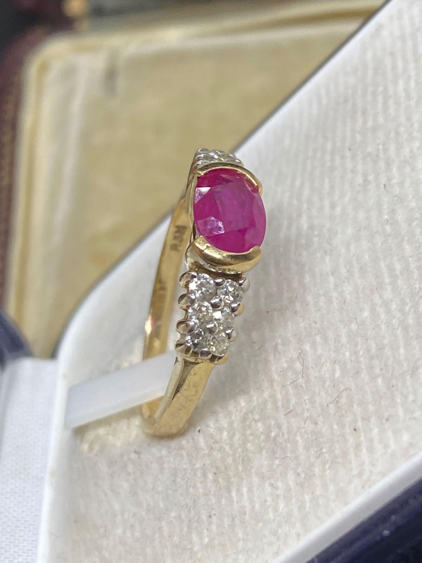 14ct Gold 1.00ct Ruby & 0.25ct Diamond Ring - Approx Size M & 1/2 - Image 2 of 3