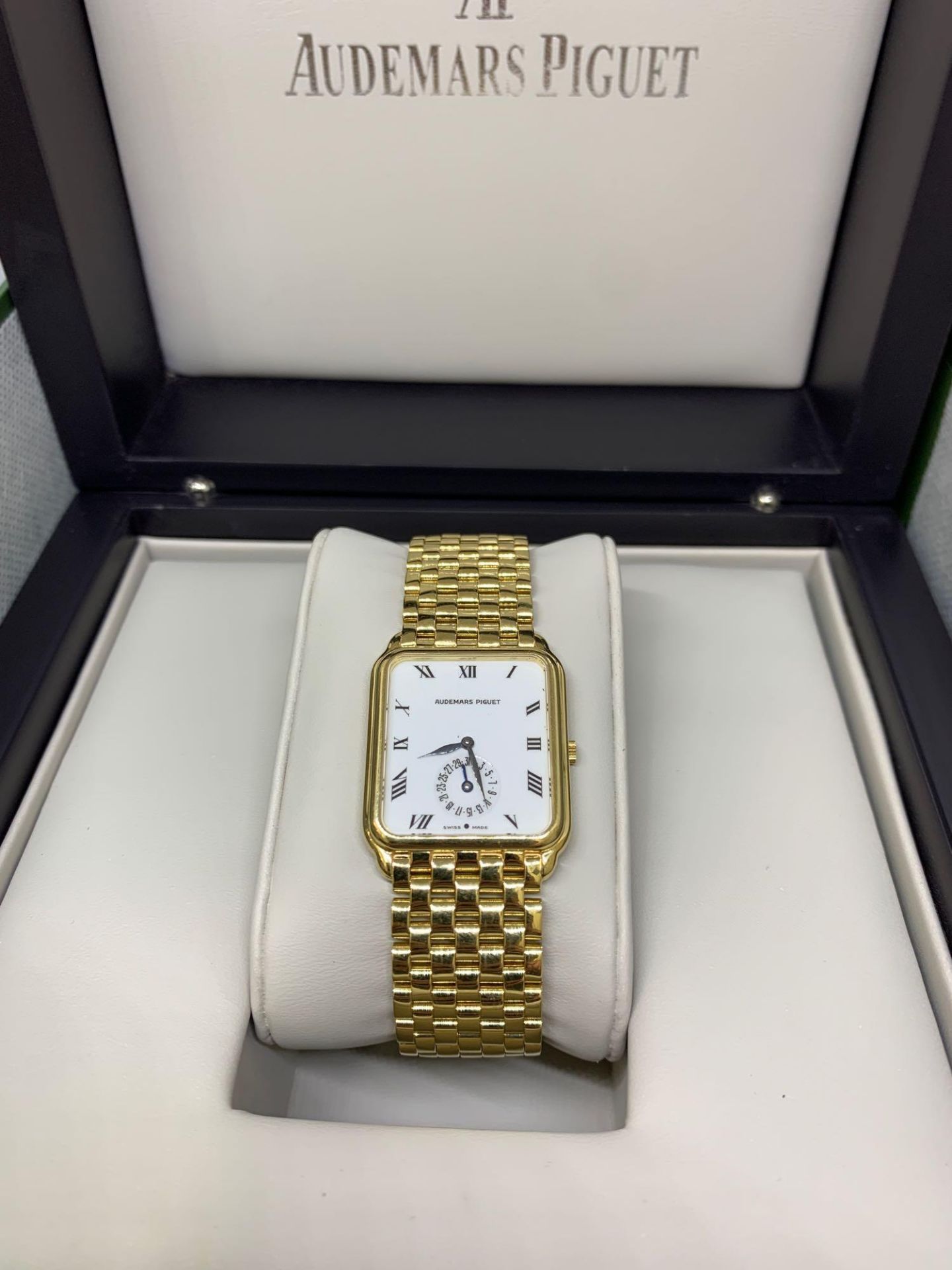 Audemars Piguet 18ct Gold watch 95 Grams With a Audemars box