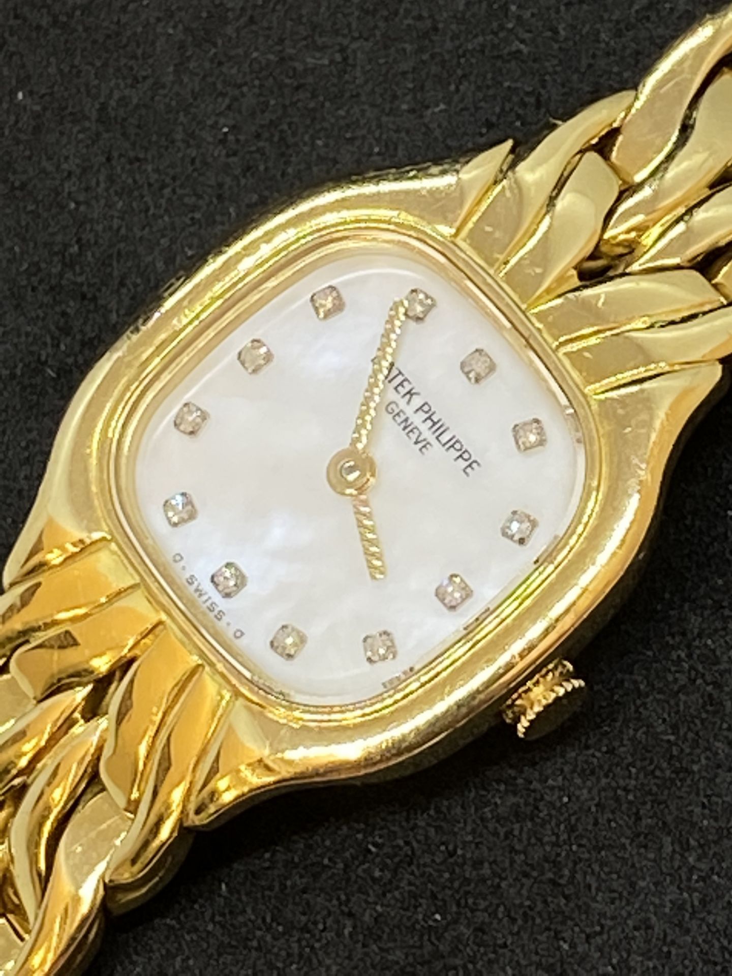 LADIES 18ct GOLD PATEK PHILIPPE WATCH - DIAMOND DIAL- FAB WATCH - Image 13 of 13