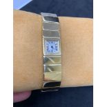 18ct Gold Ladies Quartz Cartier Watch - 87g