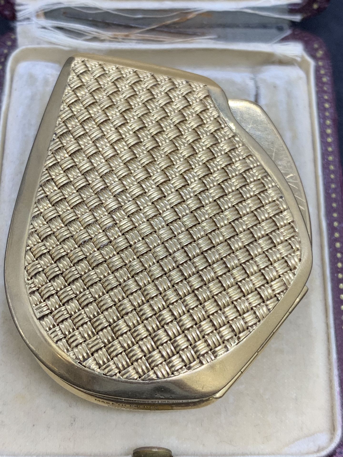 18ct GOLD LIGHTER MARKED CARTIER - 77 GRAMS - Image 2 of 7