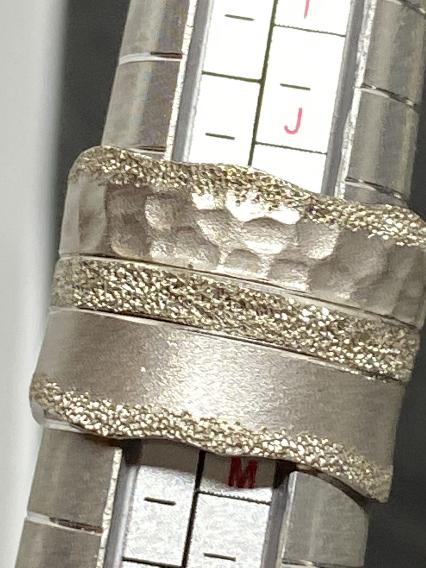 14ct White Gold Multi White Stone Set Band Ring - 5.8g - Image 3 of 3