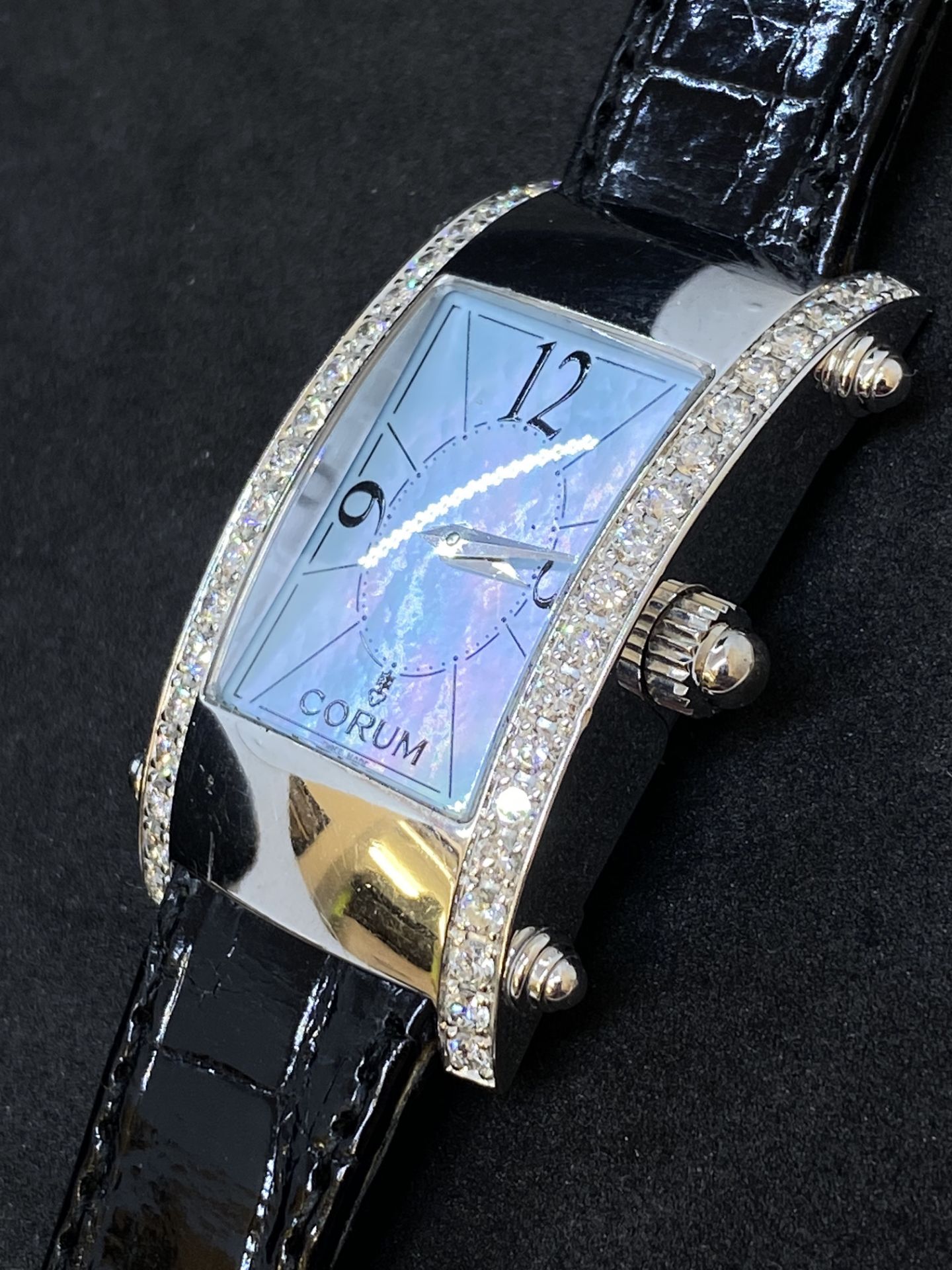 LADIES CORUM 18ct GOLD WATCH SET WITH 2.00ct OF G/VVS DIAMONDS - Image 5 of 10