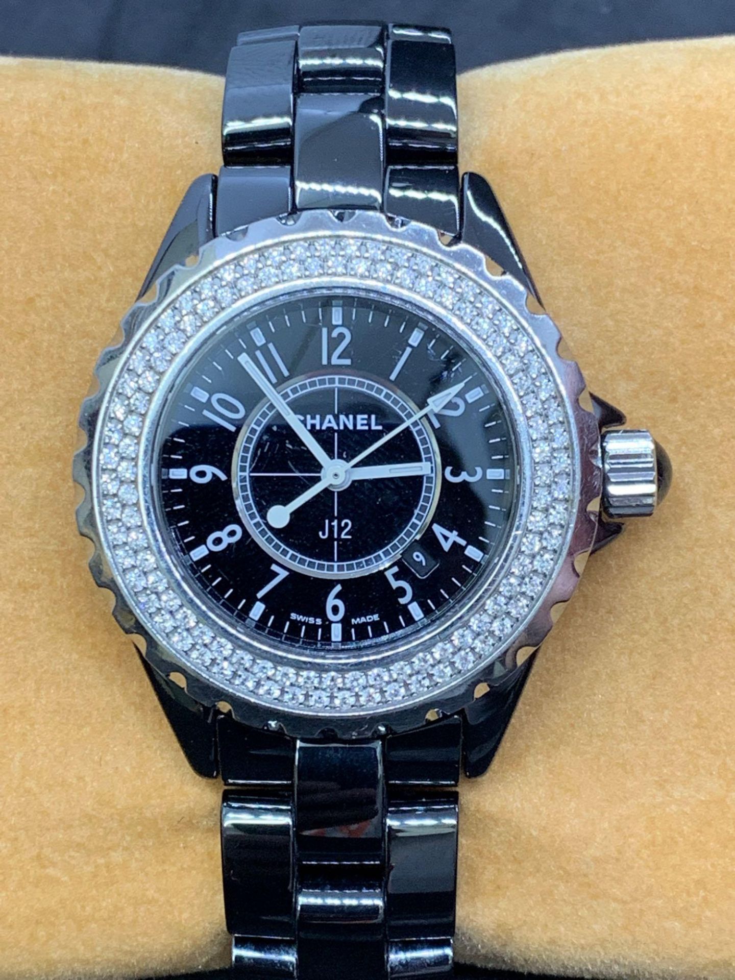 Chanel J12 ceramic watch diamond set bezel Strap small - Image 2 of 8