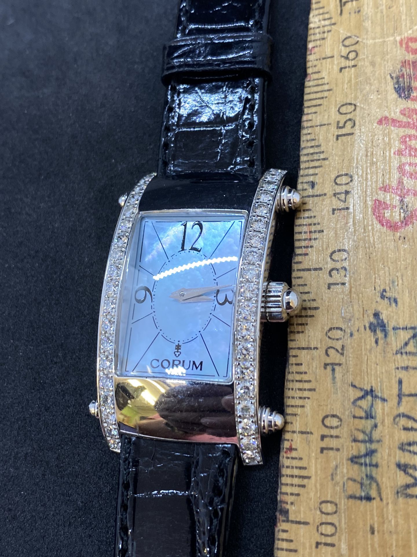 LADIES CORUM 18ct GOLD WATCH SET WITH 2.00ct OF G/VVS DIAMONDS - Image 10 of 10