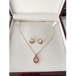 18ct YELLOW GOLD RUBY & DIAMOND PENDANT & EARRINGS