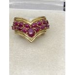 18ct GOLD RUBY SET RING - 7.9 GRAMS