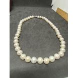 FRESH WATER PEARLS WITH 18ct GOLD CLASP