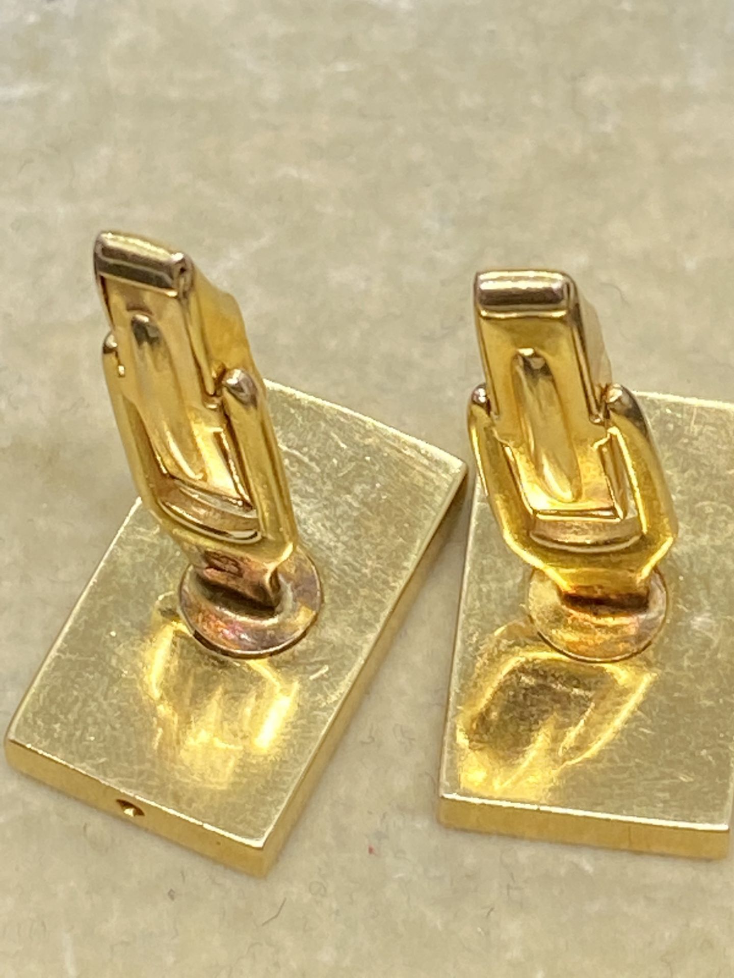 LETTER D YELLOW METAL CUFFLINKS TESTED AS AT LEAST 9ct GOLD 17.5 GRAMS - Image 3 of 4
