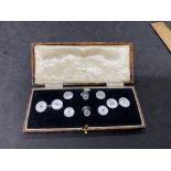 VINTAGE BOXED CUFFLINK SET INC BOX