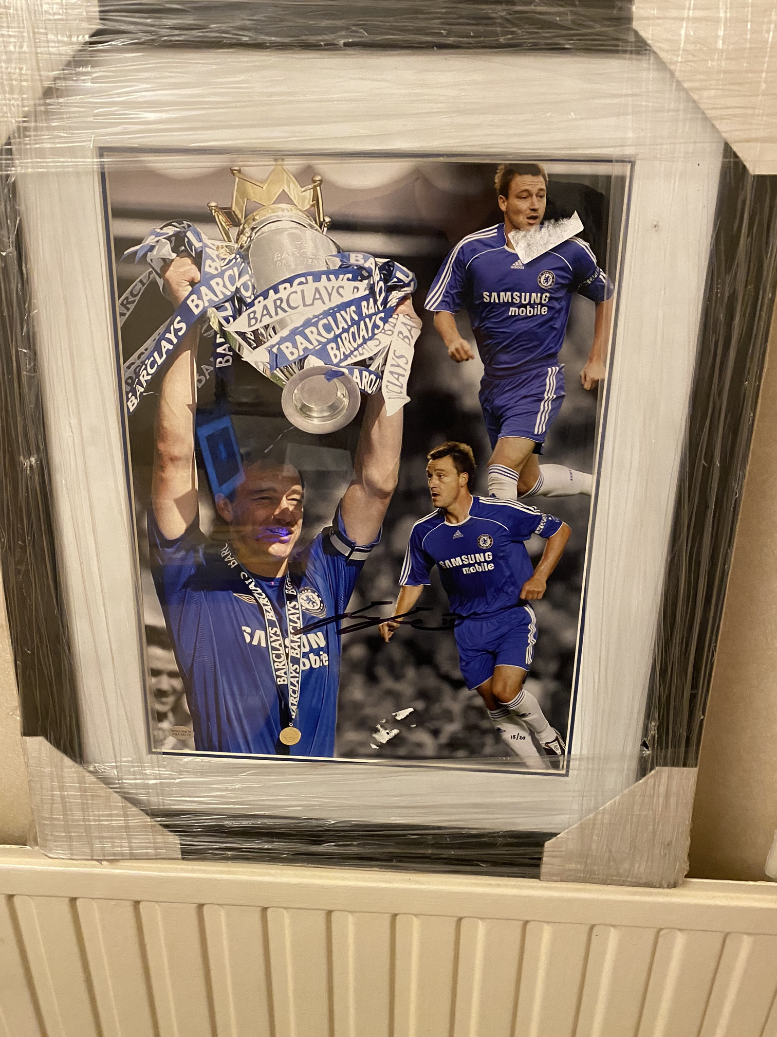 JOHN TERRY CHELSEA LTD EDITION FRAMED 15 OUT OF ONLY 20