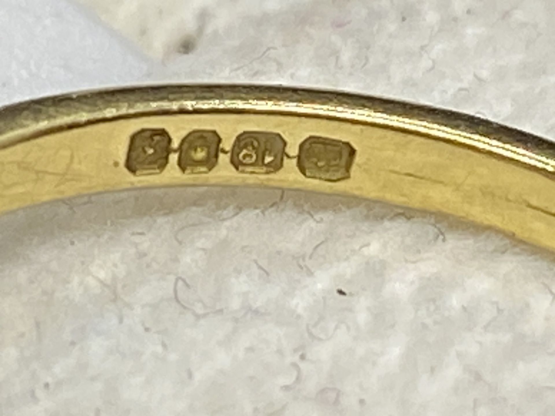 18ct GOLD DIAMOND SET RING - Image 3 of 5