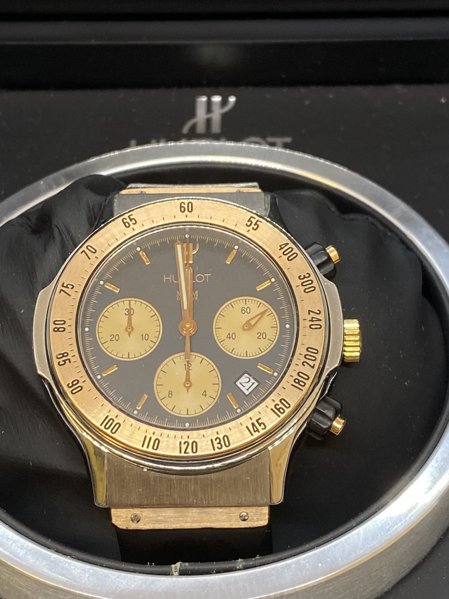 42mm HUBLOT SUPER B CHRONOGRAPH STAINLESS STEEL/18K ROSE GOLD 1920.7 WITH BOX & AUTHENTICITY CARD - Image 7 of 16