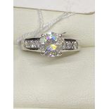 18ct WHITE GOLD 1.25ct MOISSANITE WITH DIAMOND SHOULDERS