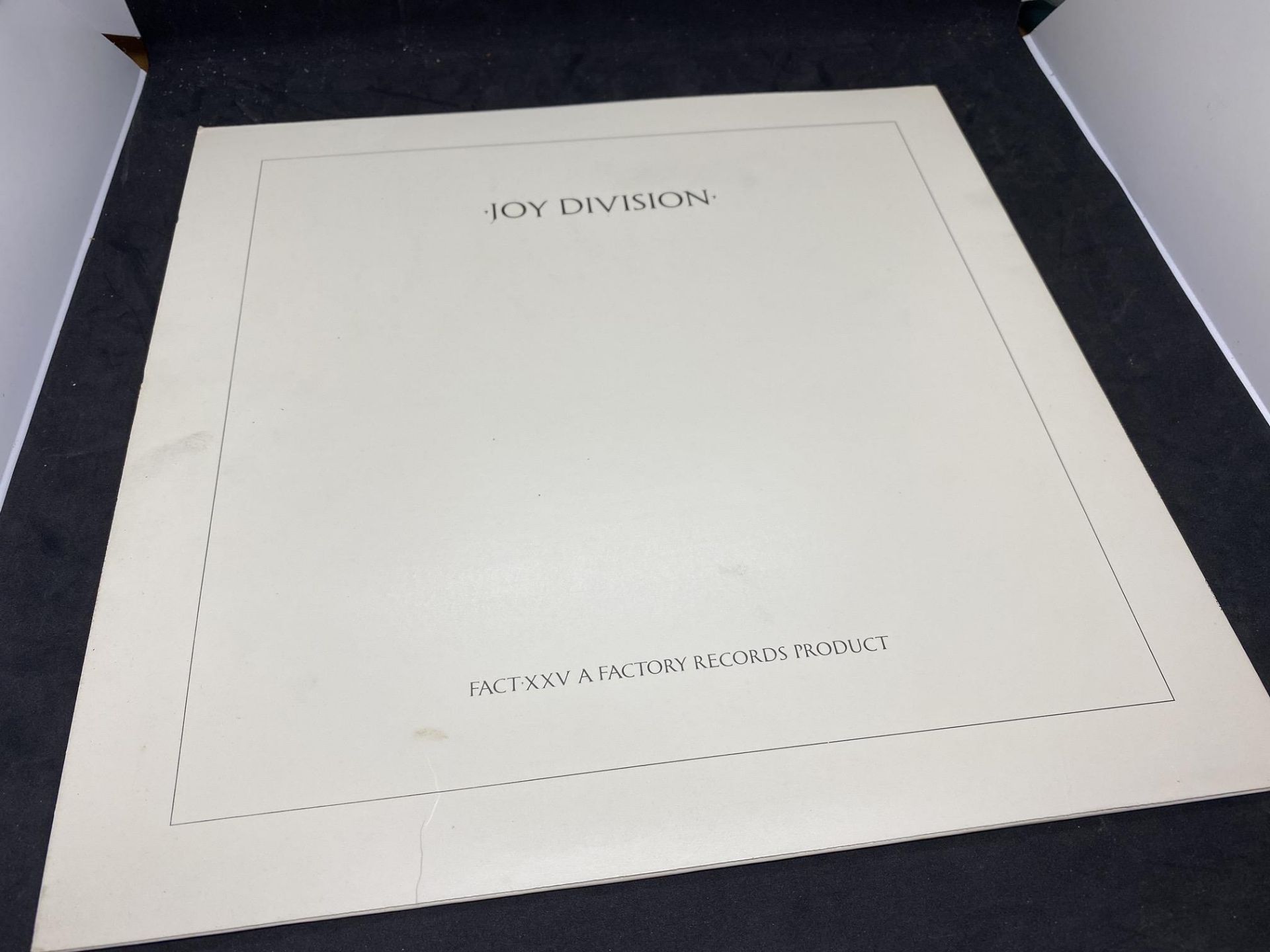 JOY DIVISION - CLOSER ALBUM - FROM PRIVATE COLLECTION - Image 2 of 11