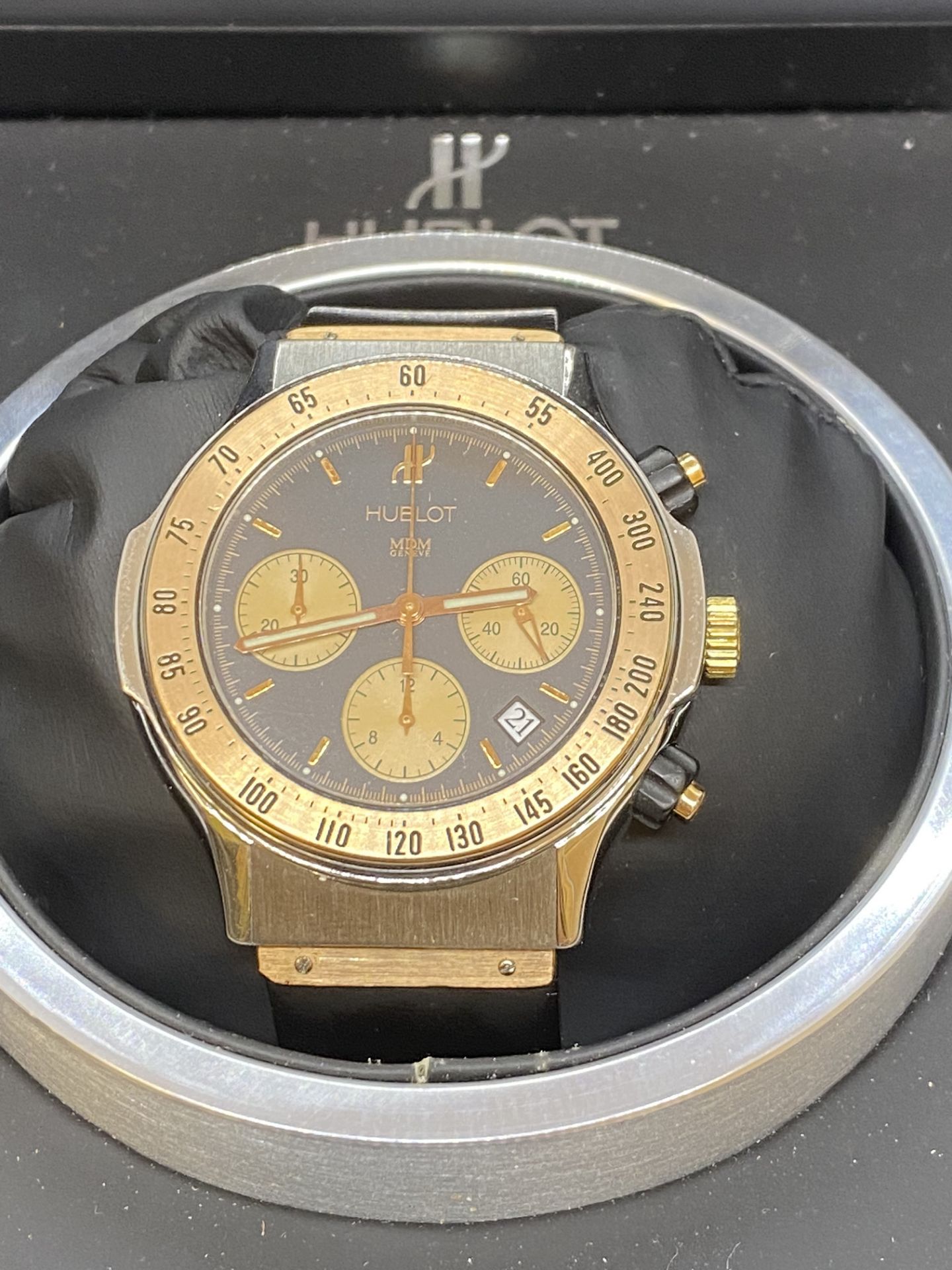42mm HUBLOT SUPER B CHRONOGRAPH STAINLESS STEEL/18K ROSE GOLD 1920.7 WITH BOX & AUTHENTICITY CARD - Image 9 of 16