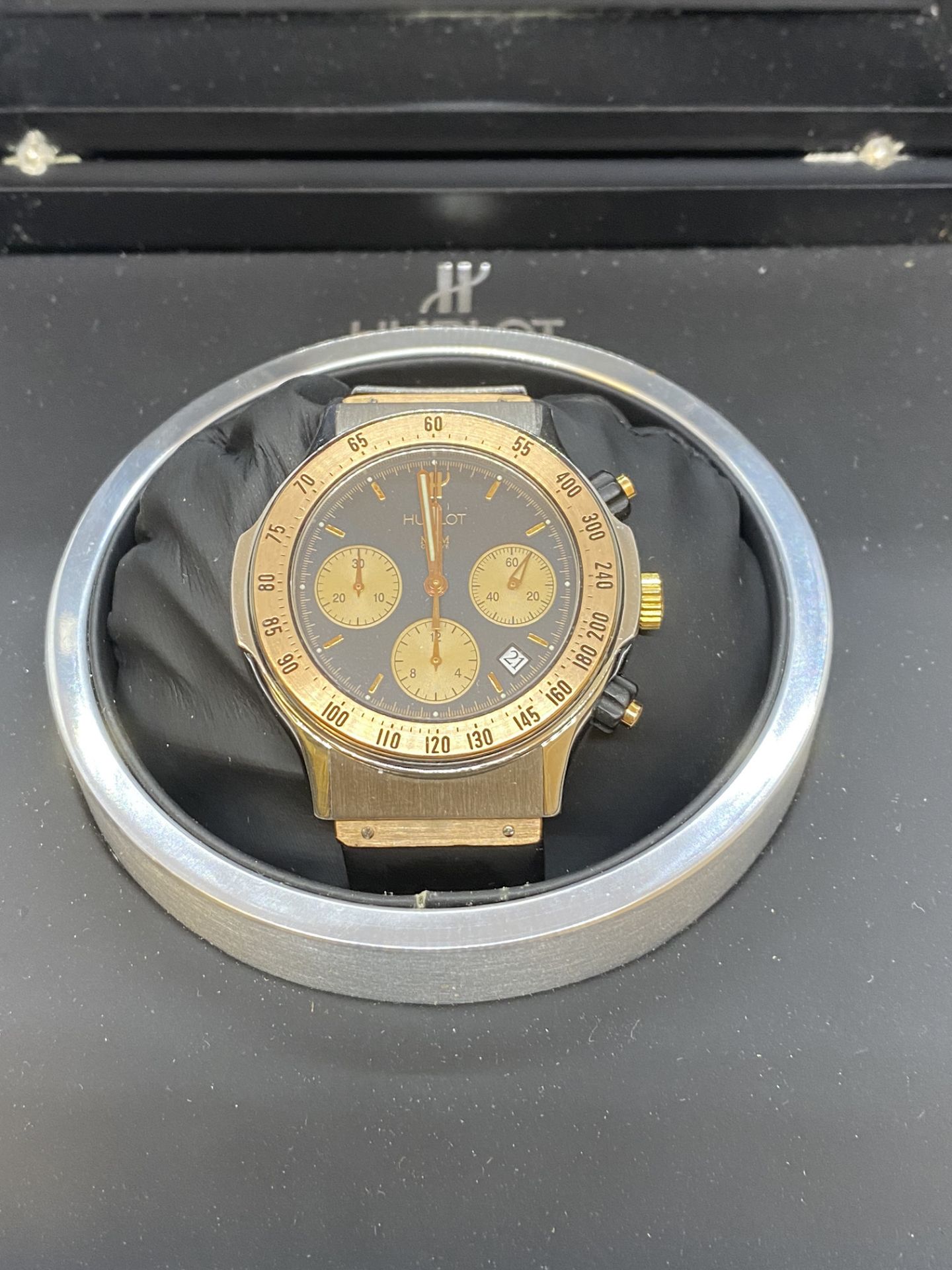 42mm HUBLOT SUPER B CHRONOGRAPH STAINLESS STEEL/18K ROSE GOLD 1920.7 WITH BOX & AUTHENTICITY CARD - Image 6 of 16