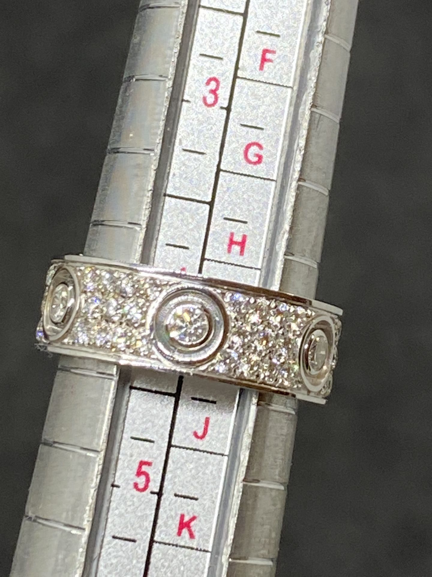 18ct WHITE DIAMOND RING MARKED CARTIER - Image 6 of 6